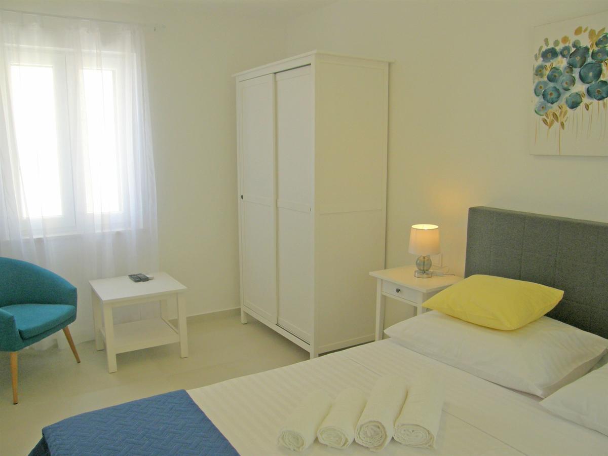 Apartments Mare Primošten Extérieur photo