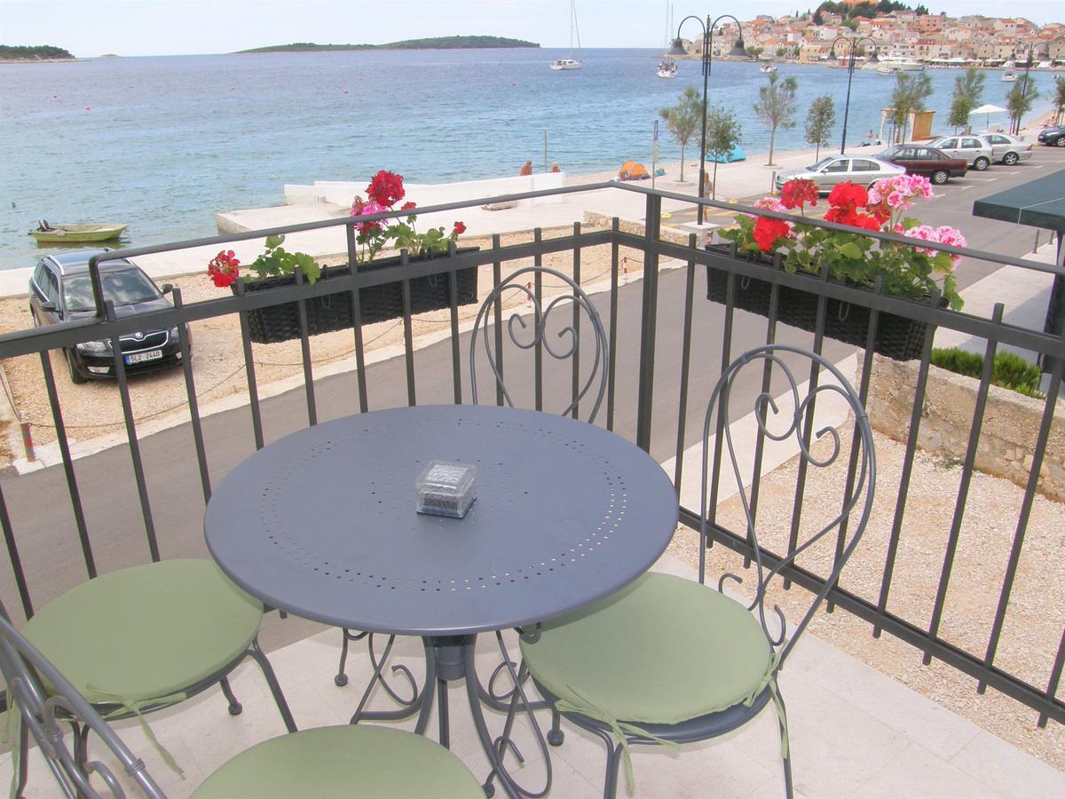 Apartments Mare Primošten Extérieur photo