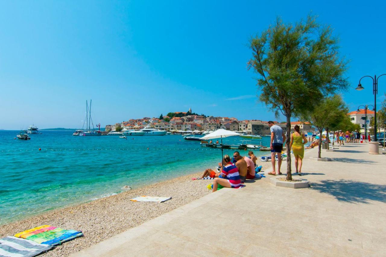 Apartments Mare Primošten Extérieur photo
